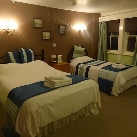 Kings Arms Hotel Пенрин Экстерьер фото